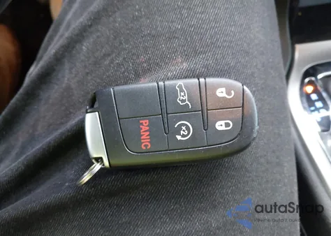 2017 Jeep Grand Cherokee Altitude 4X4 z USA, uszkodzony, nr VIN 1C4RJFAG1HC744669